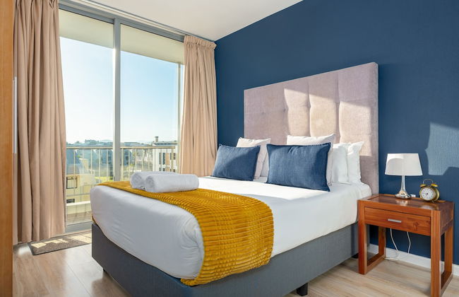 Infinity 502 - Photo 2