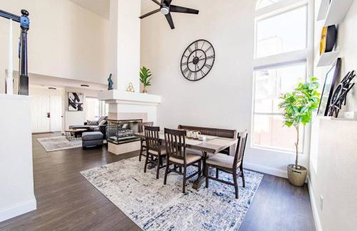 Gorgeous home away from home 3 bed 3 bath W/ pool - Foto 33