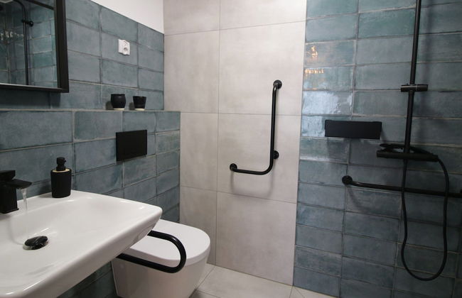 Residence in Zastan With Lake Access - Photo 9