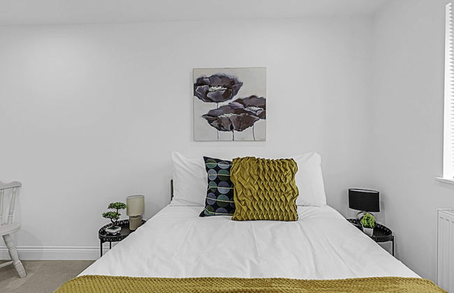 Beautiful 3 Bed Abode in Hanwell - Foto 1