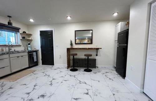 Dollhouse Downtown - Foto 28