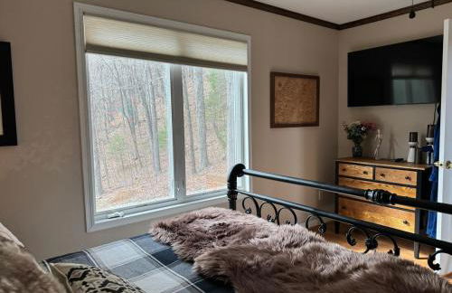 Romantic Getaway or Family Vacay with Mountain Views & Hot Tub - Foto 50