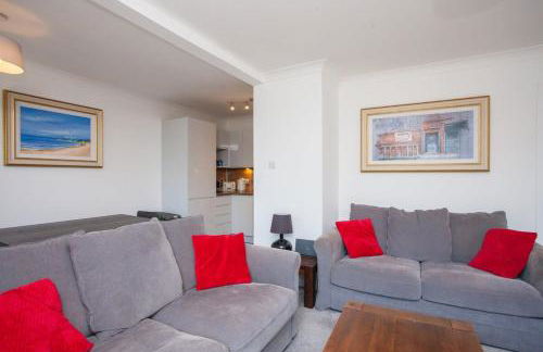 3 Bedroom Duplex with Free Parking - Foto 8