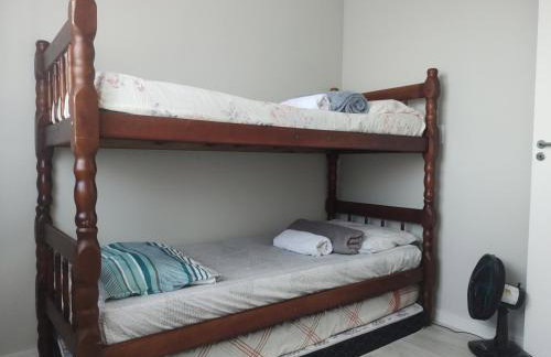 Ap 2 quartos amplos, com Ar condicionado central, Internet, Netflix e Garagem privativa - Foto 21