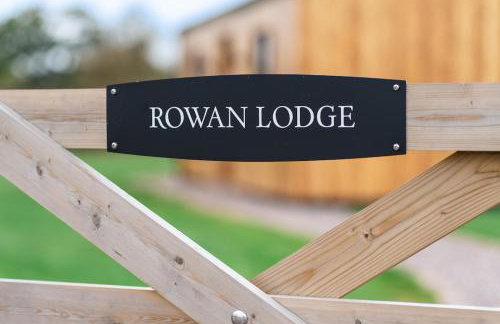 Rowan Lodge - Photo 15