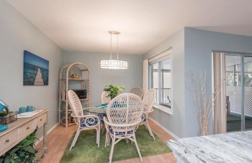 Private Beach Access 2 Pools Waterfront Oasis - Foto 9