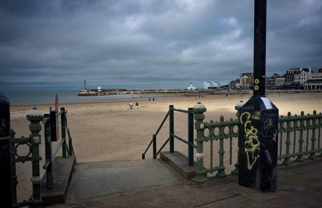 Seaside Haven Coastal Comfort 200m from the Beach - Foto 45