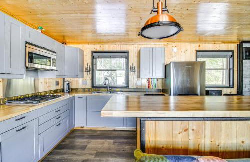 Lakefront Cabin on Lake Vermilion with Large Dock - Foto 8