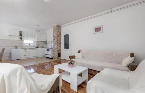 Nice Home In Debelo Brdo I - Photo 13