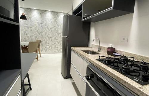 Apartamento no Boqueirão, Perto Praia com Piscina - Foto 12