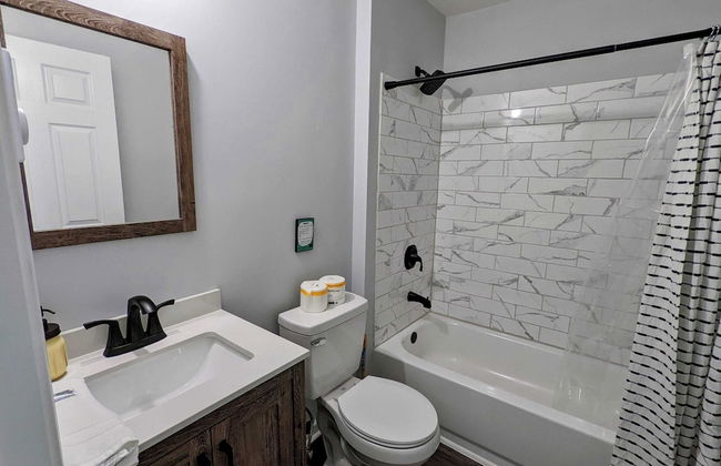 Woodland Chalet by Avantstay Deck + Lake Access - Foto 19