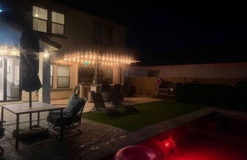 Luxury 5BR Maricopa Home with Private Heated Pool and Year Round Hot Tub - Photo 5