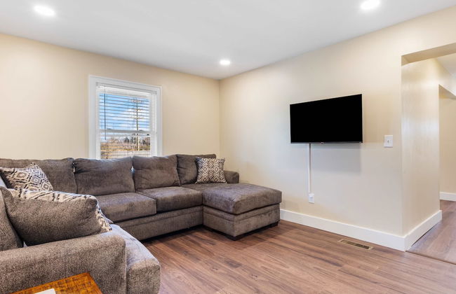 Diana's Place - Photo 13