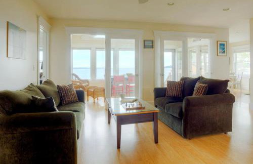 Beautiful Beach Cottage Rental for Family Getaway to Belfast, Maine - Foto 8