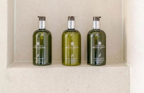 New Villa - Rooftop Jacuzzi & Sunset Views - Foto 20