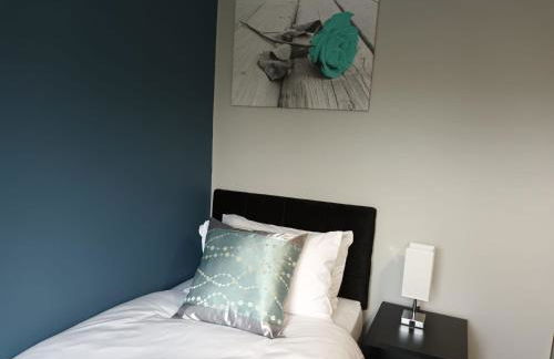 Silverlight's Place - 2BR Home in Central Oldbury - Foto 25