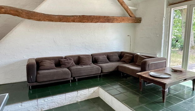 Spacious Farmhouse near Forest in Stramproy - Foto 3, Sala