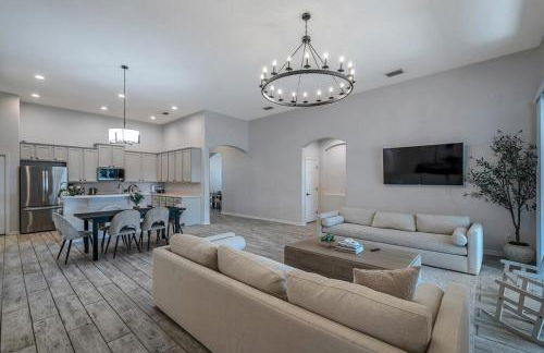 Large 5 bd home close to Beaches - Photo 35