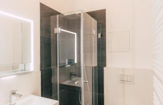 Deluxe Apartments mit Arbeitsplatz im Denkmalhaus, beste und ruhige zentrale Lage von Halle Saale WE1 - Foto 25