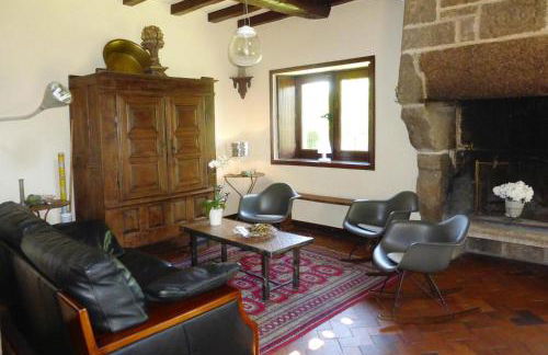 Mill in Brittany by River Aulne With Kayaks - Foto 9