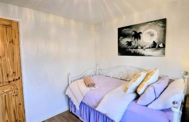 Family & Pet-Friendly house Log Burner & Garden - Foto 6