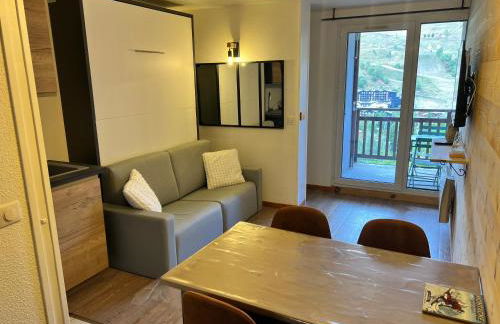 Appartement rénové, 4 personnes, pied des pistes - Photo 1