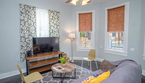 Stunning 2br/1ba Historic Pad Few Steps Downtown - Foto 4