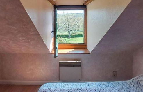 4 Bedroom Nice Home In Mont-Saint-Jean - Photo 15