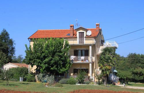 Apartment Basanija 7149b - Foto 1