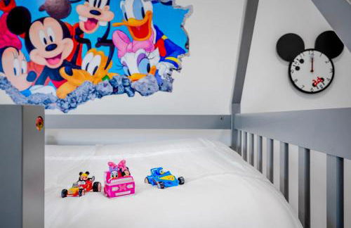 Modern Mountain View Getaway w Huge Outdoor Space - Foto 44