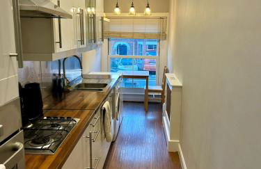 Modern Apartment in the heart of Guildford - Foto 17