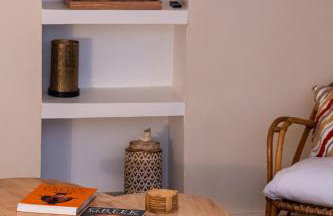 Central, Calm with Courtyard - Foto 43