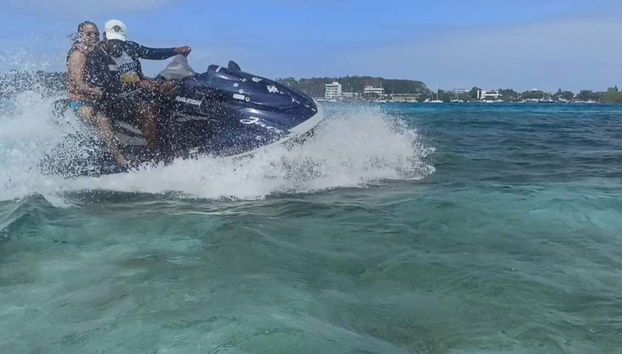 Taking on the waves of San Andrés
