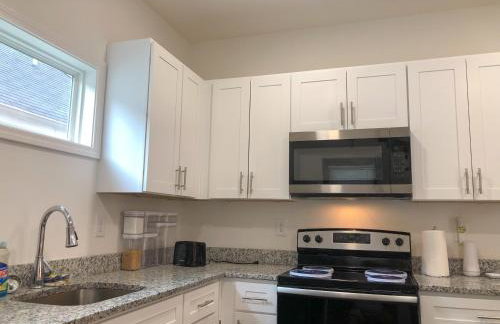 Beautiful Home in Atlanta - Photo 8