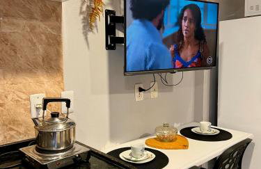 Apto com piscina e garagem para até 04 hóspedes perto SSA Shopping - Foto 19