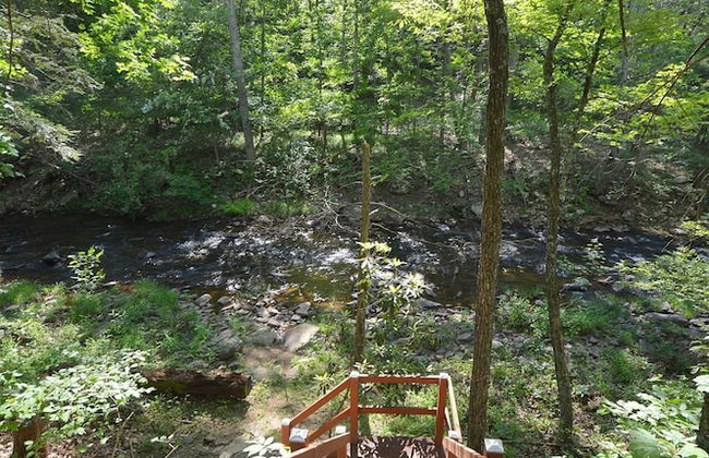 Rosies Creekside Retreat - 3 BR Escape! - Foto 50