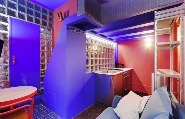 Cosy, Colourful Studio for 2 - Heart of "marais" - Foto 10