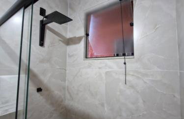 Chalé da Cachoeira - Cachoeira particular dentro da hospedagem - Foto 54