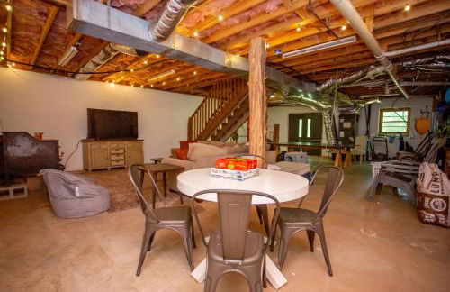 Private Riverfront Cabin, Kayaks, Ping Pong, Gym - Foto 46