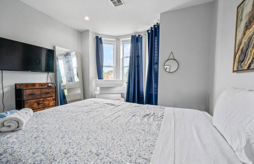 2 Queen Beds, TV's in Bedroom, Path to Manhattan - Foto 14