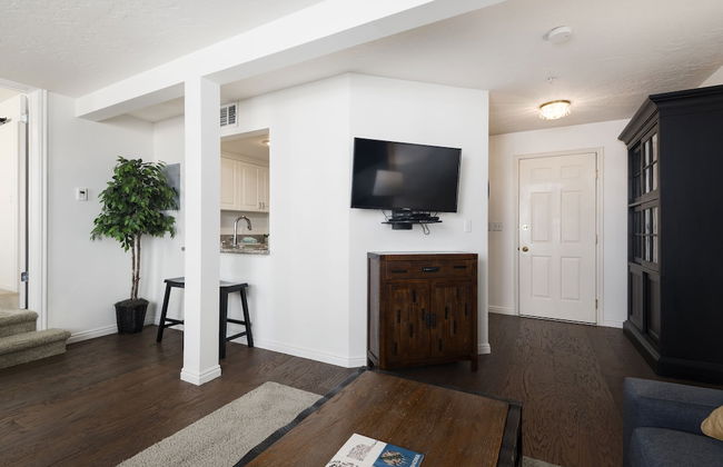 The Kimball at Temple Square - Photo 37