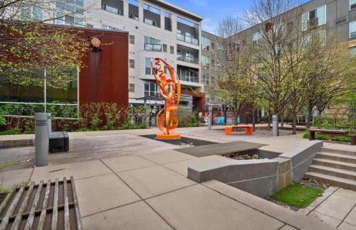 CozySuites 2BR Mill District with pool, gym #02 - Foto 19