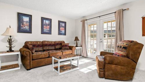 Moose Meadows- Near the airport, centrally located - Foto 5