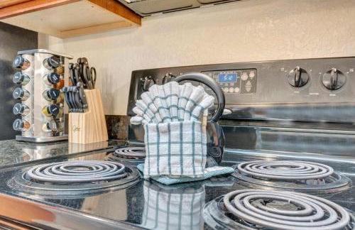 2BR Fireworks View with Pool & Spa 5 Minutes to Disney - Foto 80