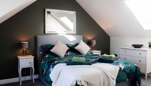 Emerald Lodge - Photo 1