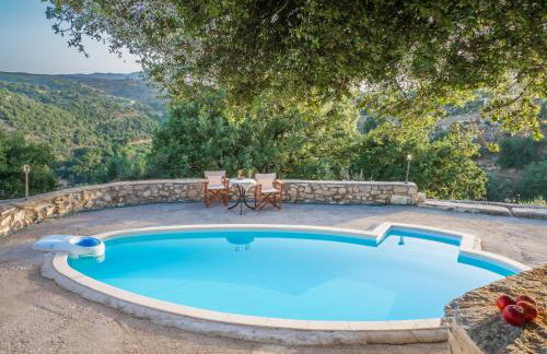 Stone Built Private villa Limeri with pool, BBQ & Shaded Patio - Foto 2