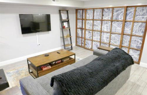 Federalist Style Rowhouse sleeps 4 with parking - Foto 6