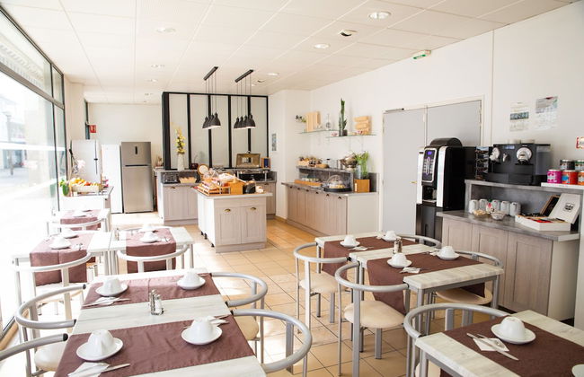 BRIT HOTEL Confort Lannion Centre Gare - Foto 26