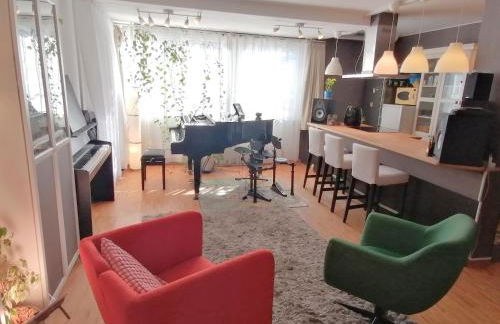 Lovely central flat with grand piano, family friendly - Foto 1