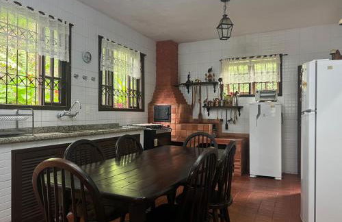 Refúgio Tranquilo na Natureza com Casa de Festas: Perfeito para Família e Amigos - Foto 10